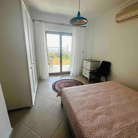 Deniz Manzarali Tas Bodrum