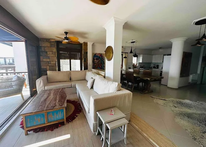 Deniz Manzarali Tas Willa Bodrum