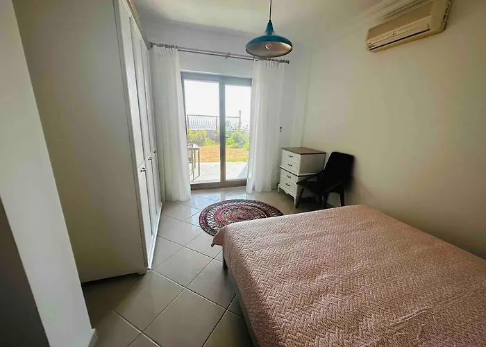 Deniz Manzarali Tas Bodrum