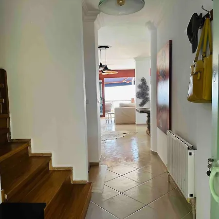 Deniz Manzarali Tas Villa *