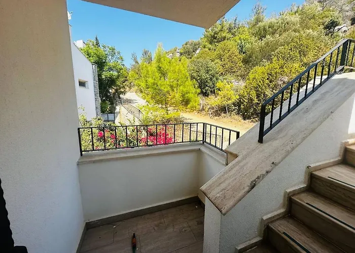 Deniz Manzarali Tas * Αλικαρνασσός