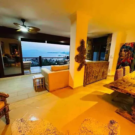 Deniz Manzarali Tas Бодрум