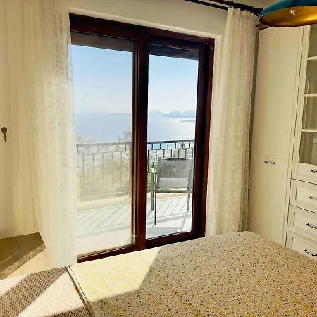 빌라 Deniz Manzarali Tas Bodrum