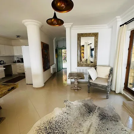 Deniz Manzarali Tas Вилла Бодрум